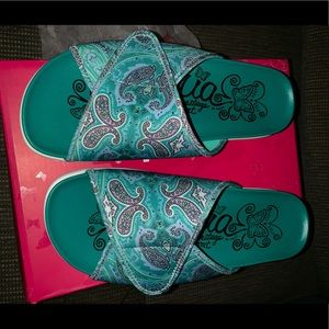 Alegria Woodstock Sandals